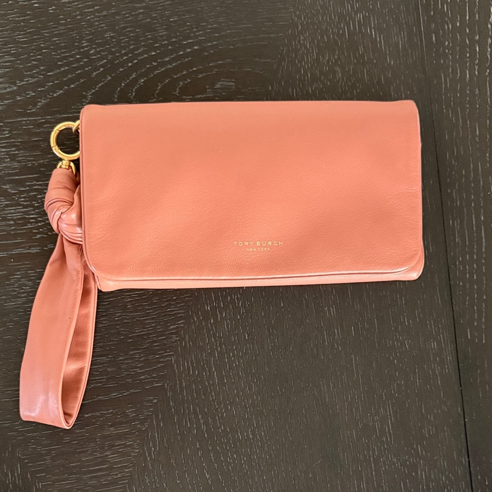 Tory Burch Beau Wristlet in sunset pink